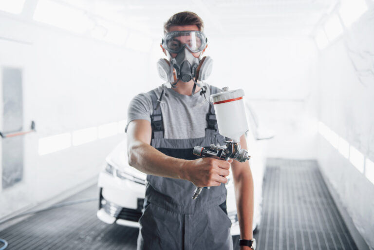 Le kit de démarrage carrosserie-peinture